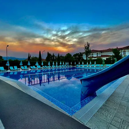 Elegance 3*
