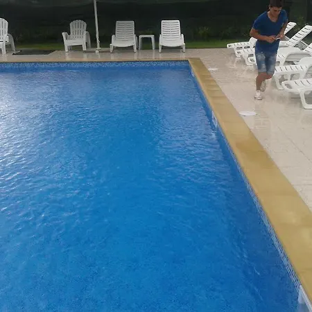 Elegance Hotel